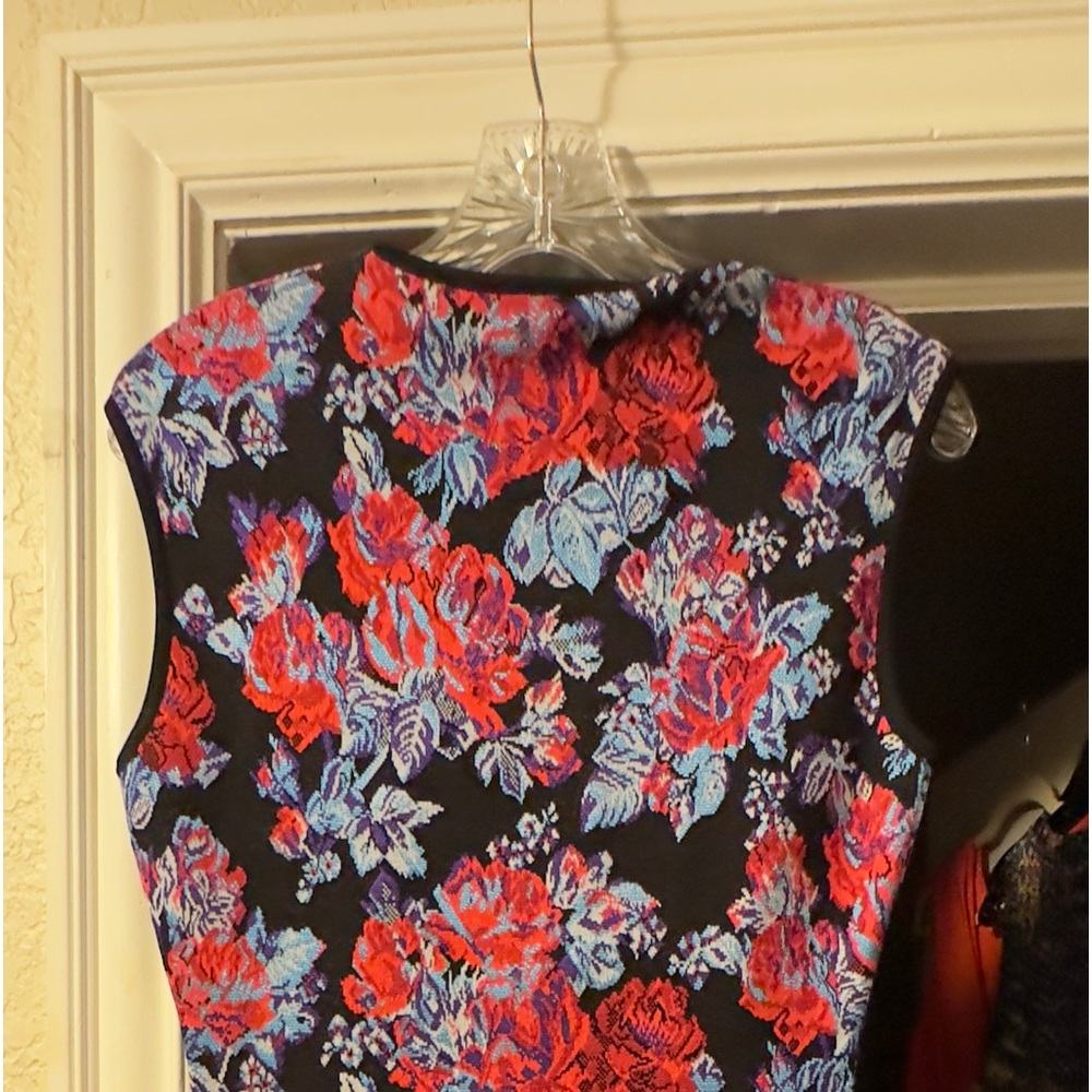 Mary Katrantzou sleeveless dress size large. Comes from a smoke-free home.